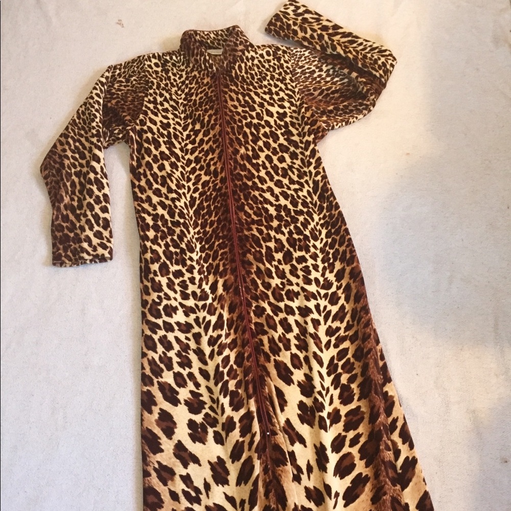 Vintage leopard lounger gown